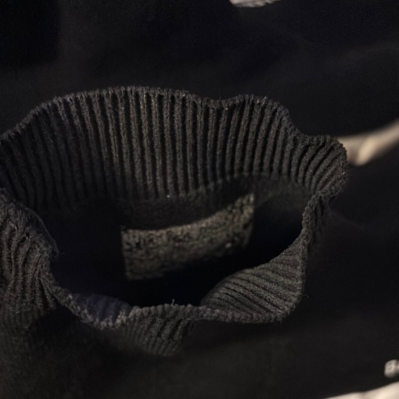 Balenciaga Black and Red Sock Sneakers - Picture 7 of 7